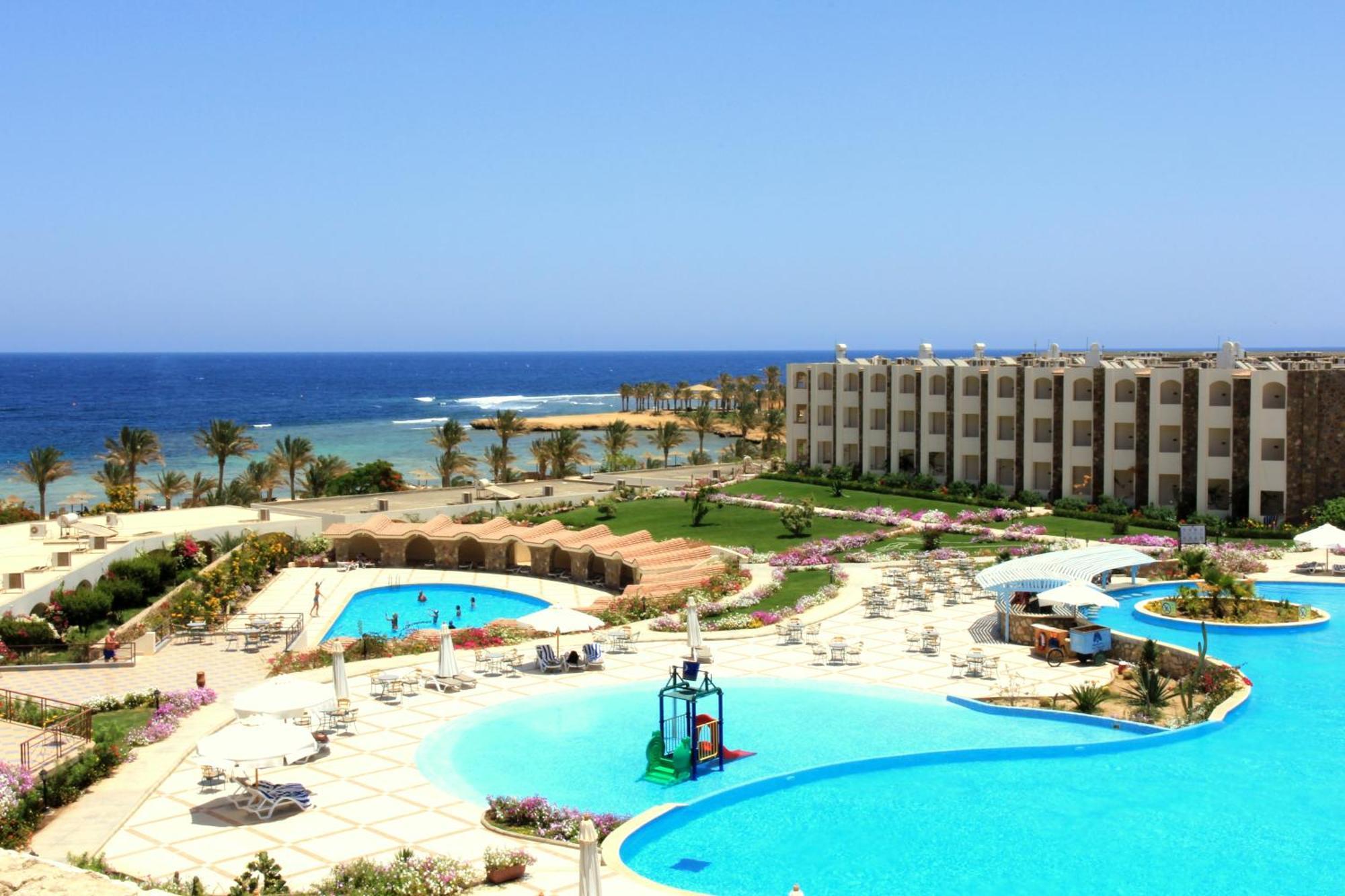 Royal Brayka Beach Resort Abu Dabab Exterior photo