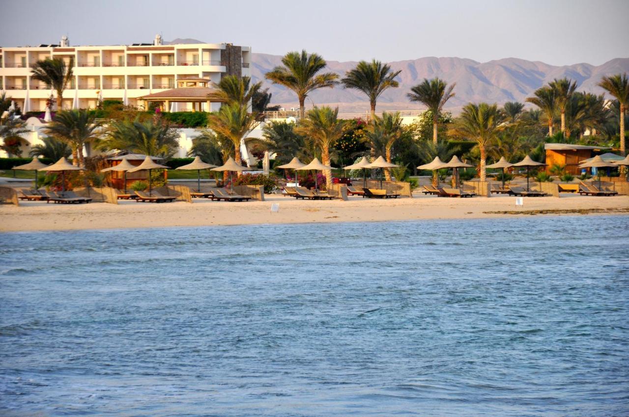 Royal Brayka Beach Resort Abu Dabab Exterior photo