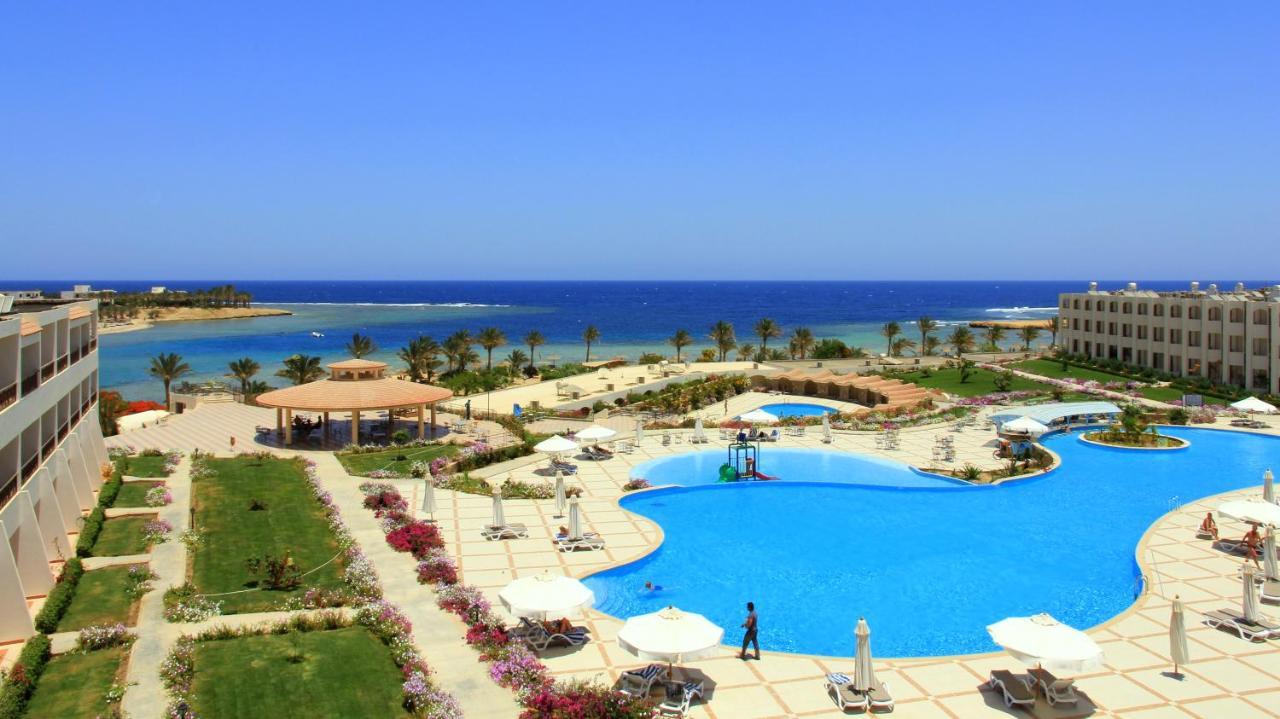 Royal Brayka Beach Resort Abu Dabab Exterior photo